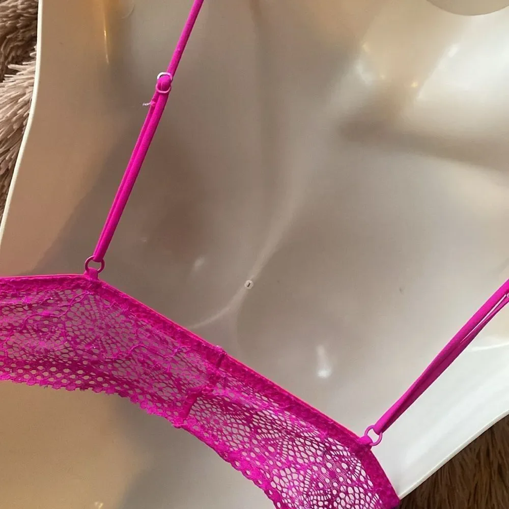 Victoria’s Secret Hot pink Lace longline Bra no wire Small